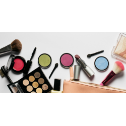 آرایش در دوران بارداری | ممنوعیت‌ها و حساسیت های خانم‌ها برای