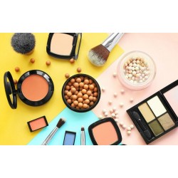 مواد خطرناک لوازم آرایشی | ۱۴ ماده خطرناک در تولید لوازم آرایشی