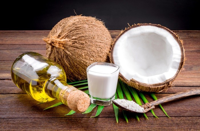 Benefits Of Coconut Oil For Skin And Health irancosmed 1 خواص روغن نارگیل | خواص شگفت انگیز آن