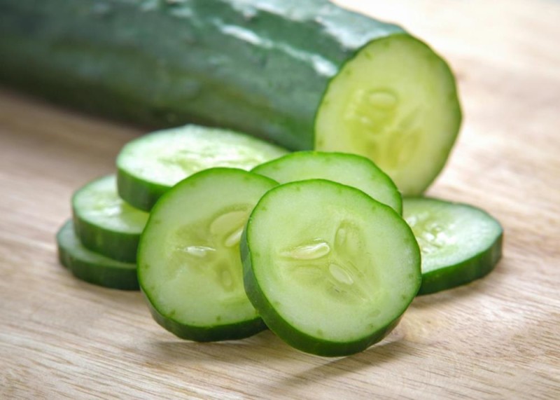 organic cucumber benefits irancosmed 1 خواص میوه خیار | برای پوست، مو و سلامتی بدن